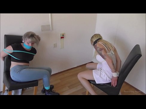 ❤️ Afhængig / bundet og kneblet / jomfru i nød ☑ Sex video at da.wassell.ru ❌