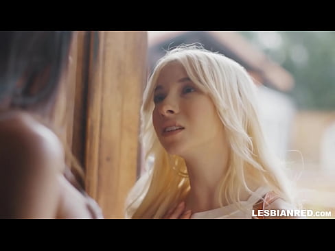 ❤️ Pige kommer hjem et par måneder senere og ender med at spise sin stedmors fisse ☑ Sex video at da.wassell.ru ❌